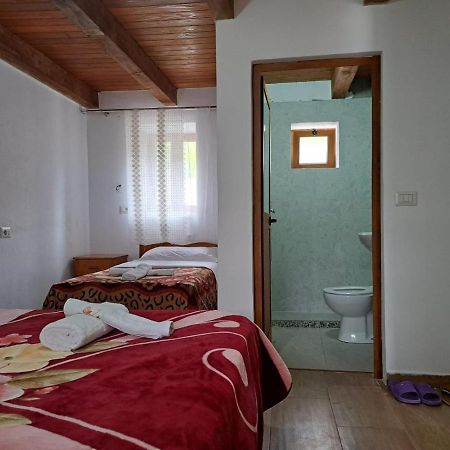 Guesthouse Te Tata Тет Екстериор снимка
