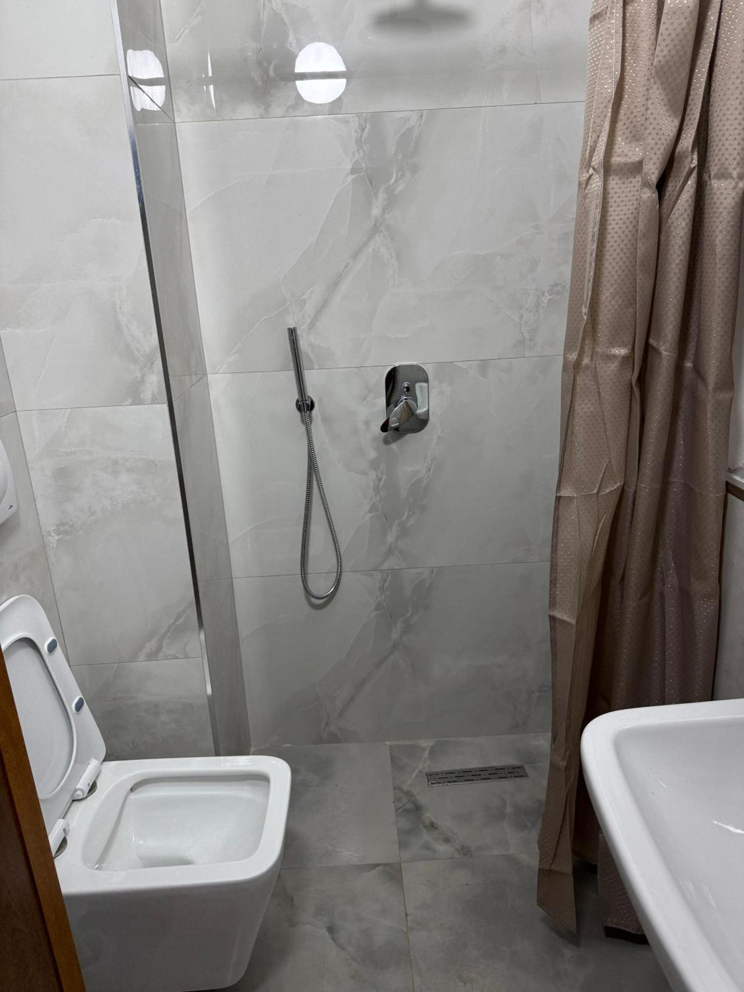 Guesthouse Te Tata Тет Екстериор снимка