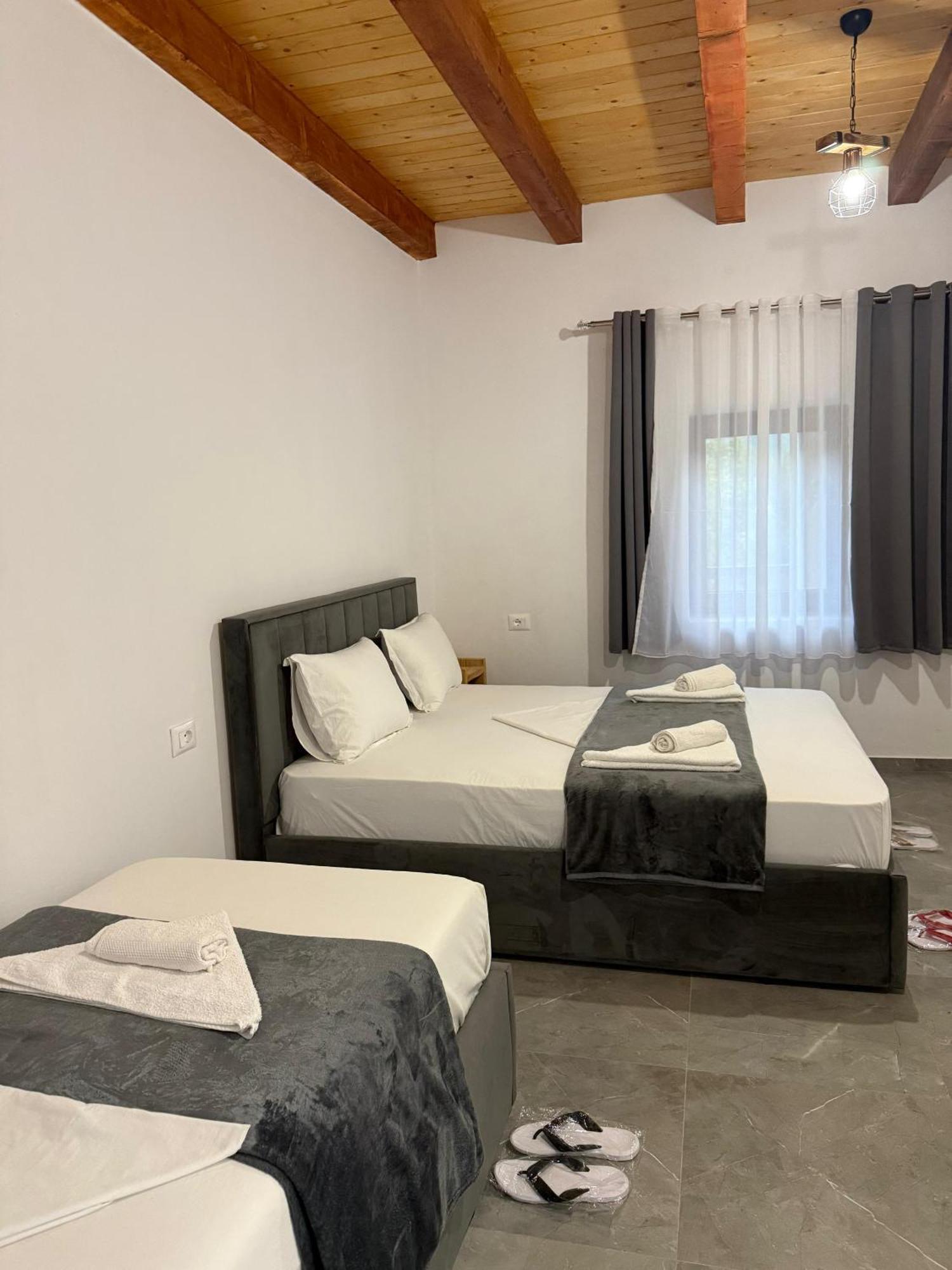 Guesthouse Te Tata Тет Екстериор снимка